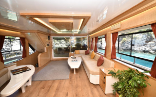 COMPASS 8