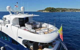 SEA BREEZE ONE 6