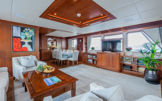CORNELIA 20
