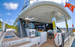 OCEAN VIBES 12