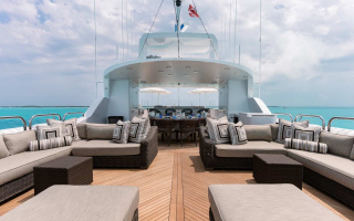 OCEAN CLUB 18