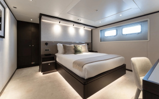 EMERALD 37