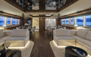BLACK SWAN 44