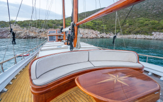KAVIRA II 4