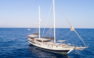 GRAND SAILOR 18
