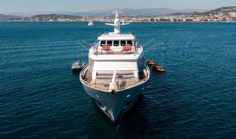HELIAD III
